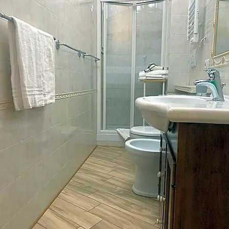فندق مبيت وإفطار Acasadibarbara 4*