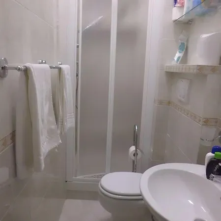לינה וארוחת בוקר Acasadibarbara 2*